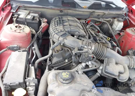 2014 Ford Mustang V6 Premium из США, поврежденный, VIN 1ZVBP8AM4E5269341